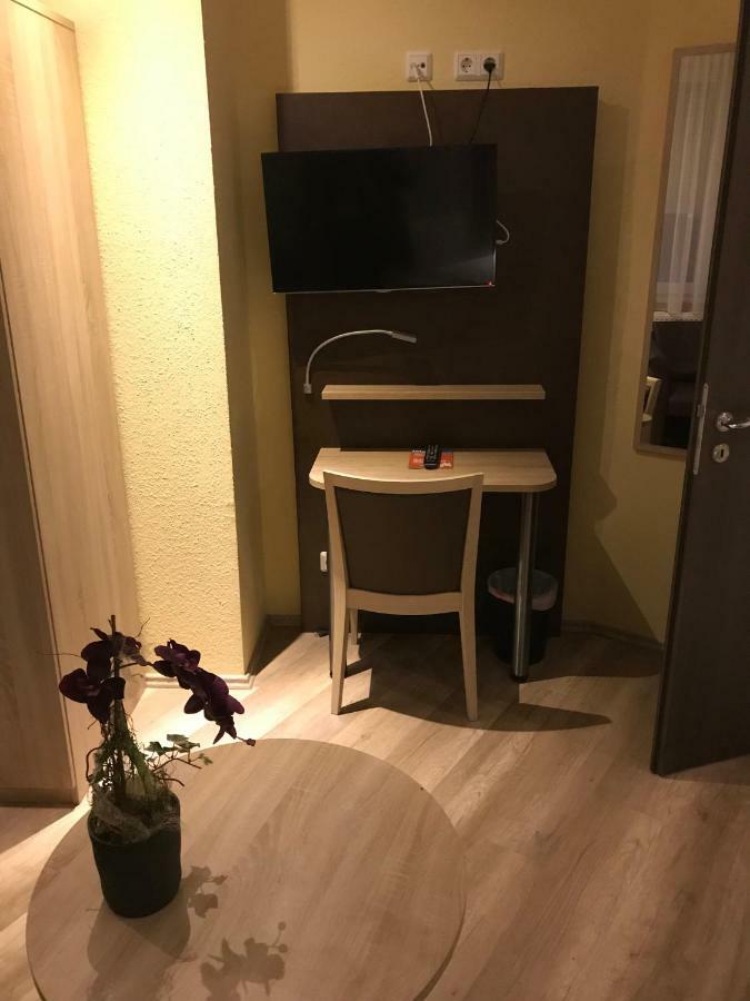 Wolthusen Apartamento Emden Exterior foto